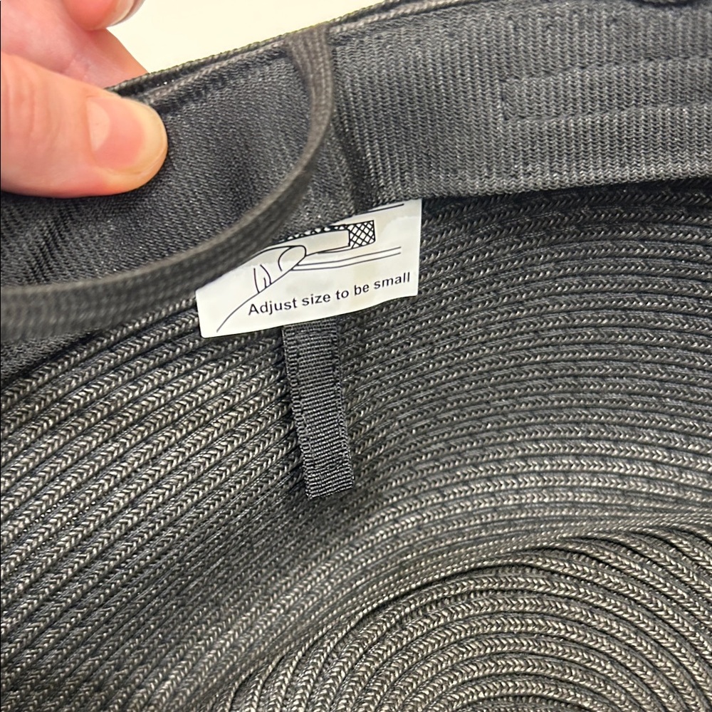 Black packable upf 80+ Wide-Brim Hat - Picture 8 of 11